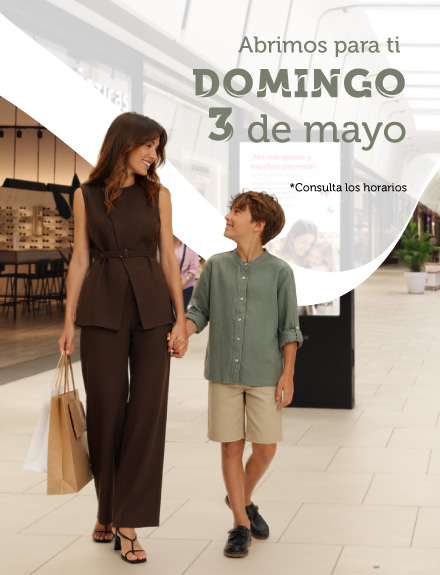 Mujer y niño andando